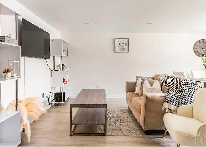 Cozy 2 Brm Mins Away From United Center Apartment Chicago